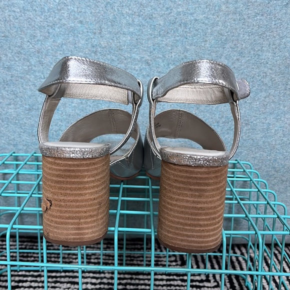 Jeffrey Campbell Silver Block Heel Sandals - Picture 3 of 7